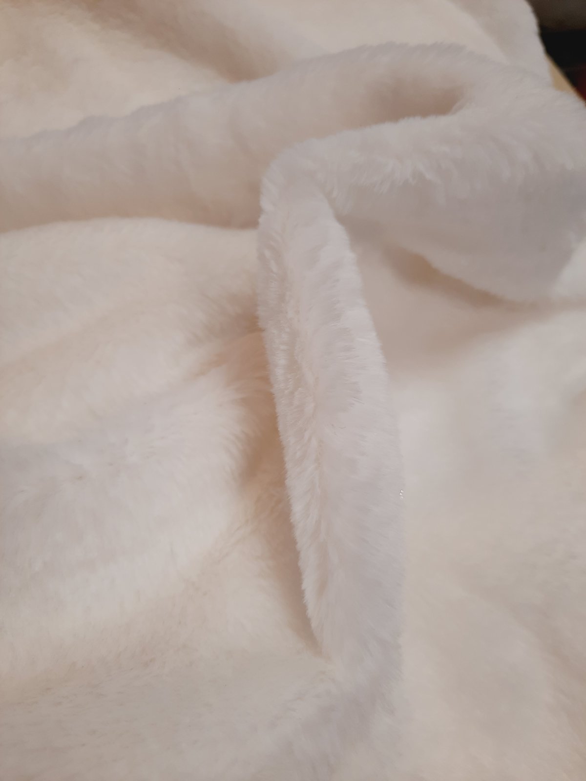 Штучне хутро біле