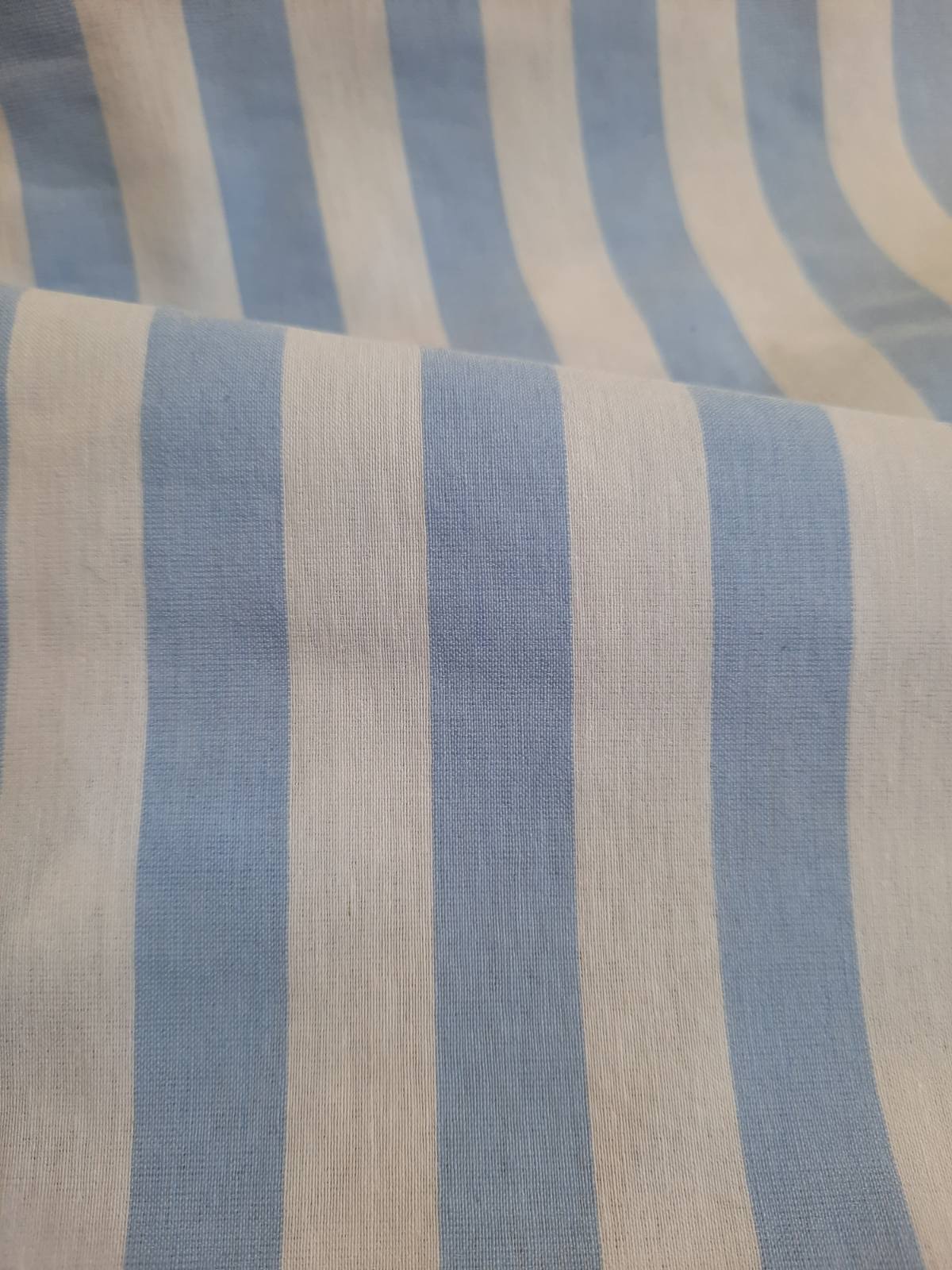 Сорочкова тканина полоска біло-блакитна